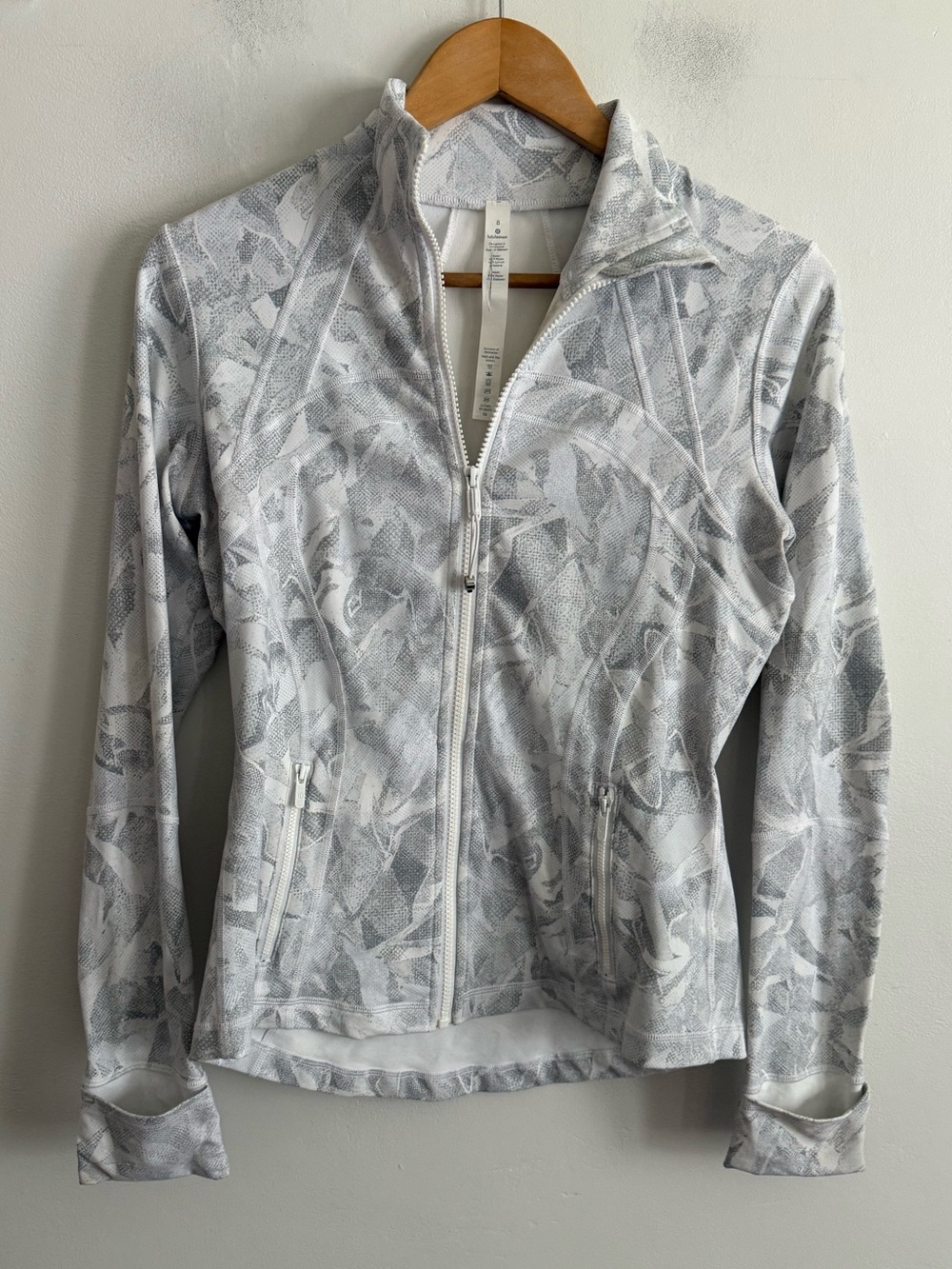 Lululemon Define Jacket Size 8 White Gray Abstract Print Full Zip Thumbholes